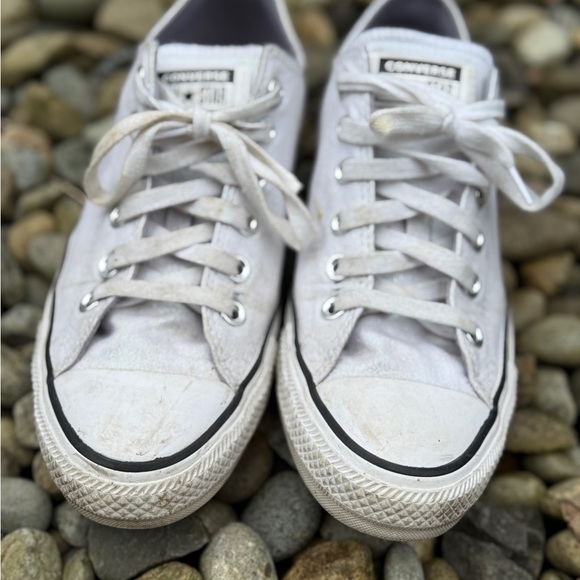 ✨Sparkly White Converses (See photos) ✨ 

So cute - Picture 3 of 12